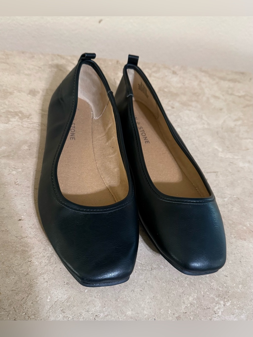 Women's Sun+Stone Black Flats Size (7)